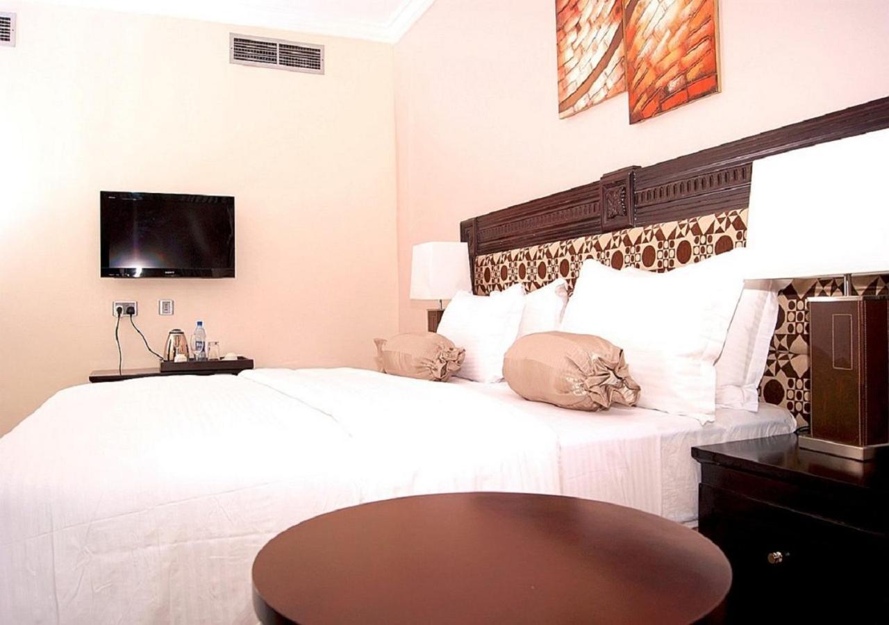 Exel Oriental Hotel & Suites Lagos Exteriör bild